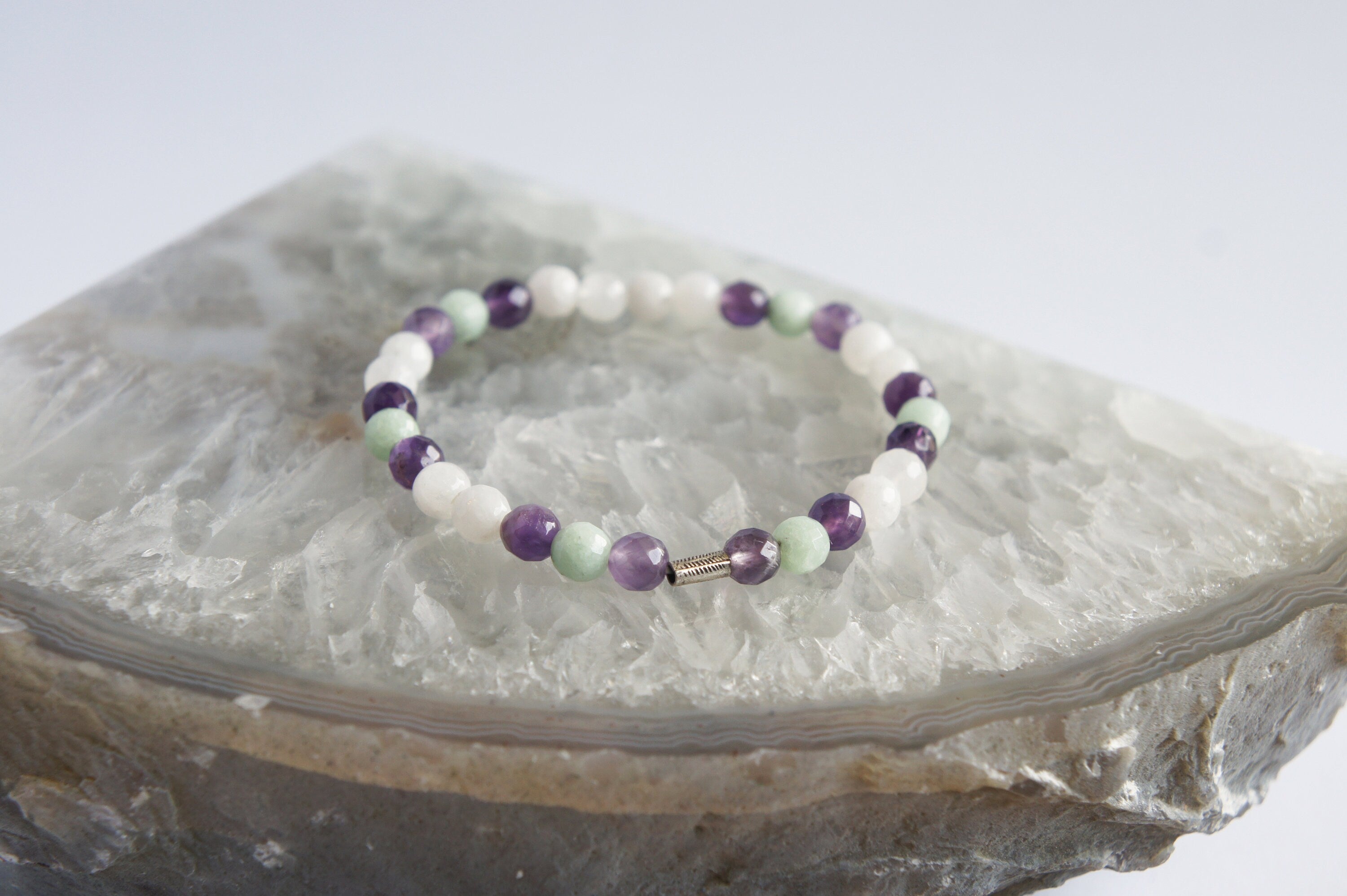 Spirit Feather I Am Connected Beaded Bracelet