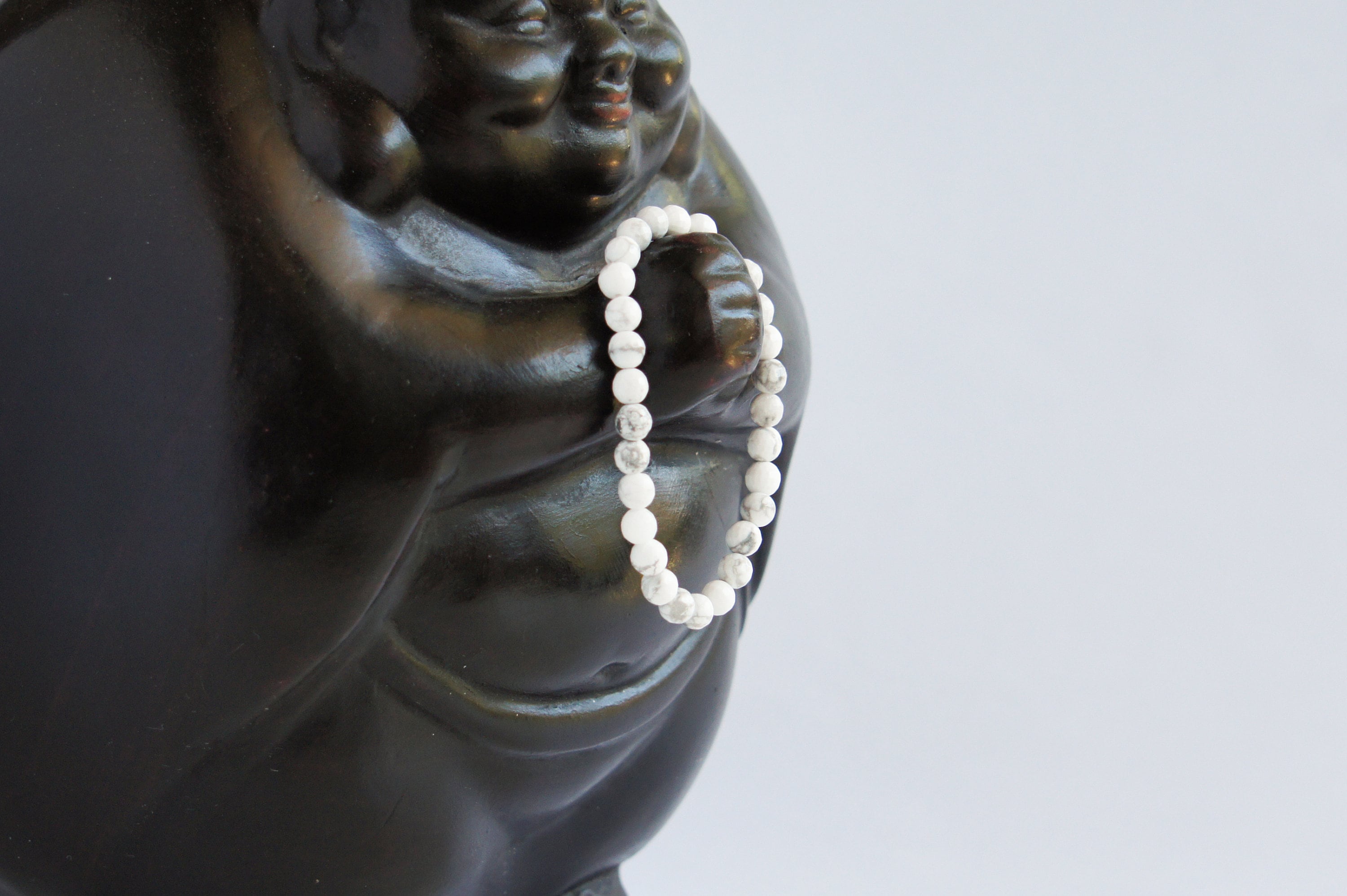 Spirit Feather Howlite Beaded Bracelet