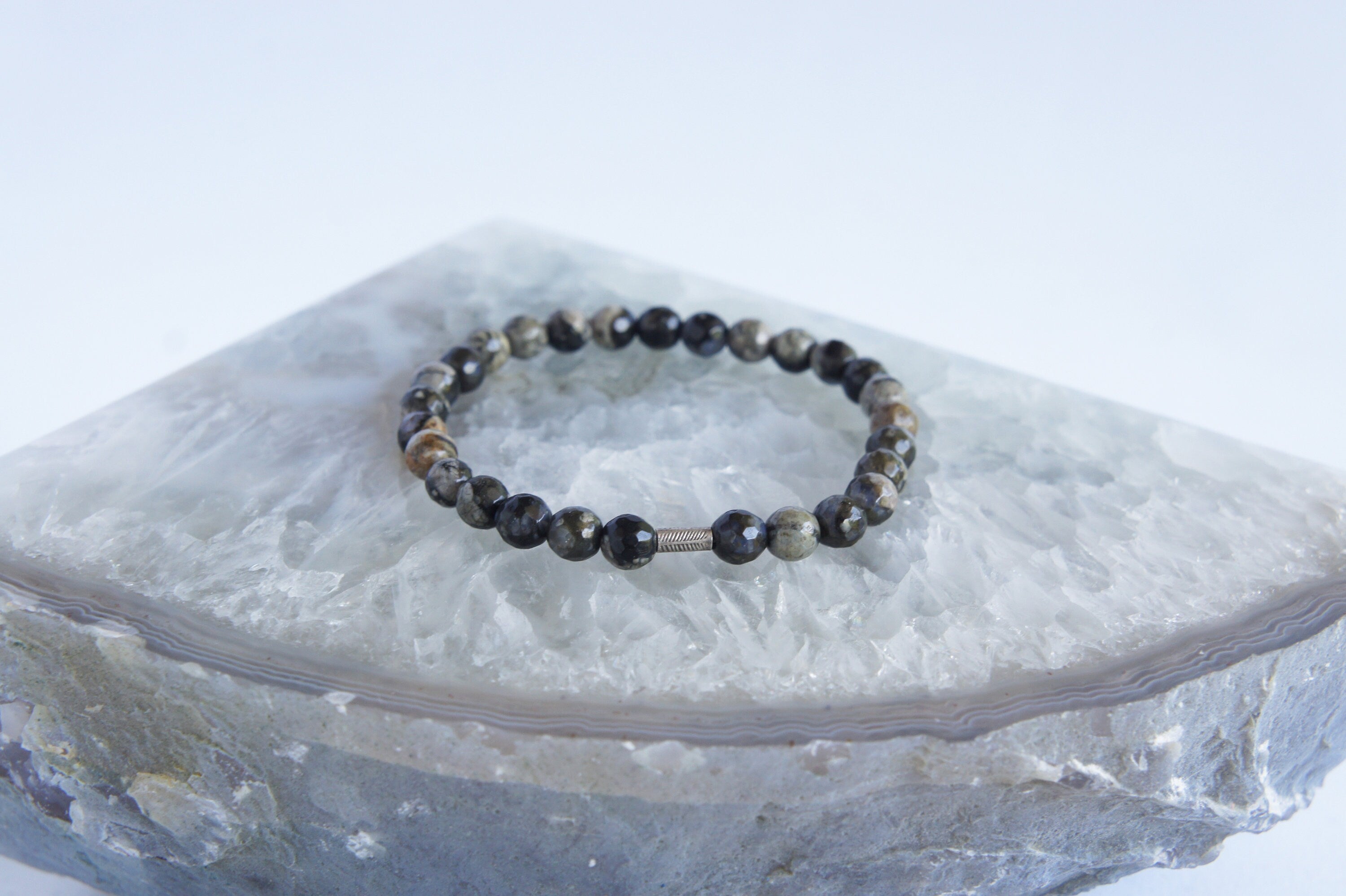 Spirit Feather Que Sera Beaded Bracelet