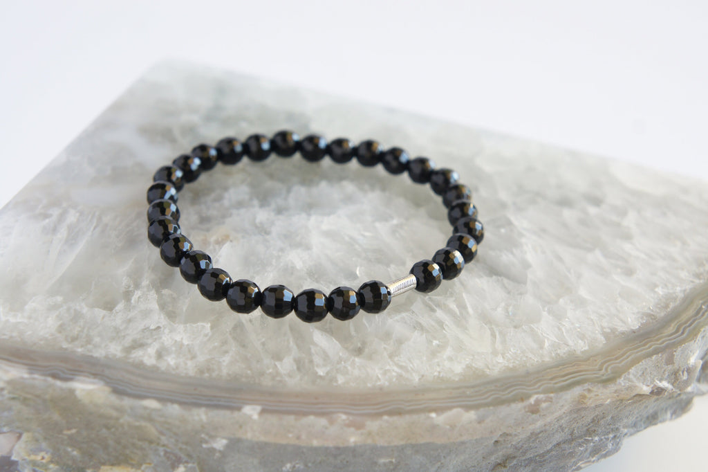 Spirit Feather Onyx Beaded Bracelet